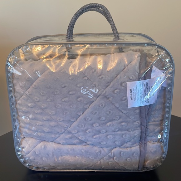 Weighted Blanket for Kids - Picture 2 of 10